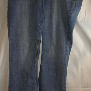 Seven7 Women's Mid Rise Bootcut Premium Denim Jeans Size 22